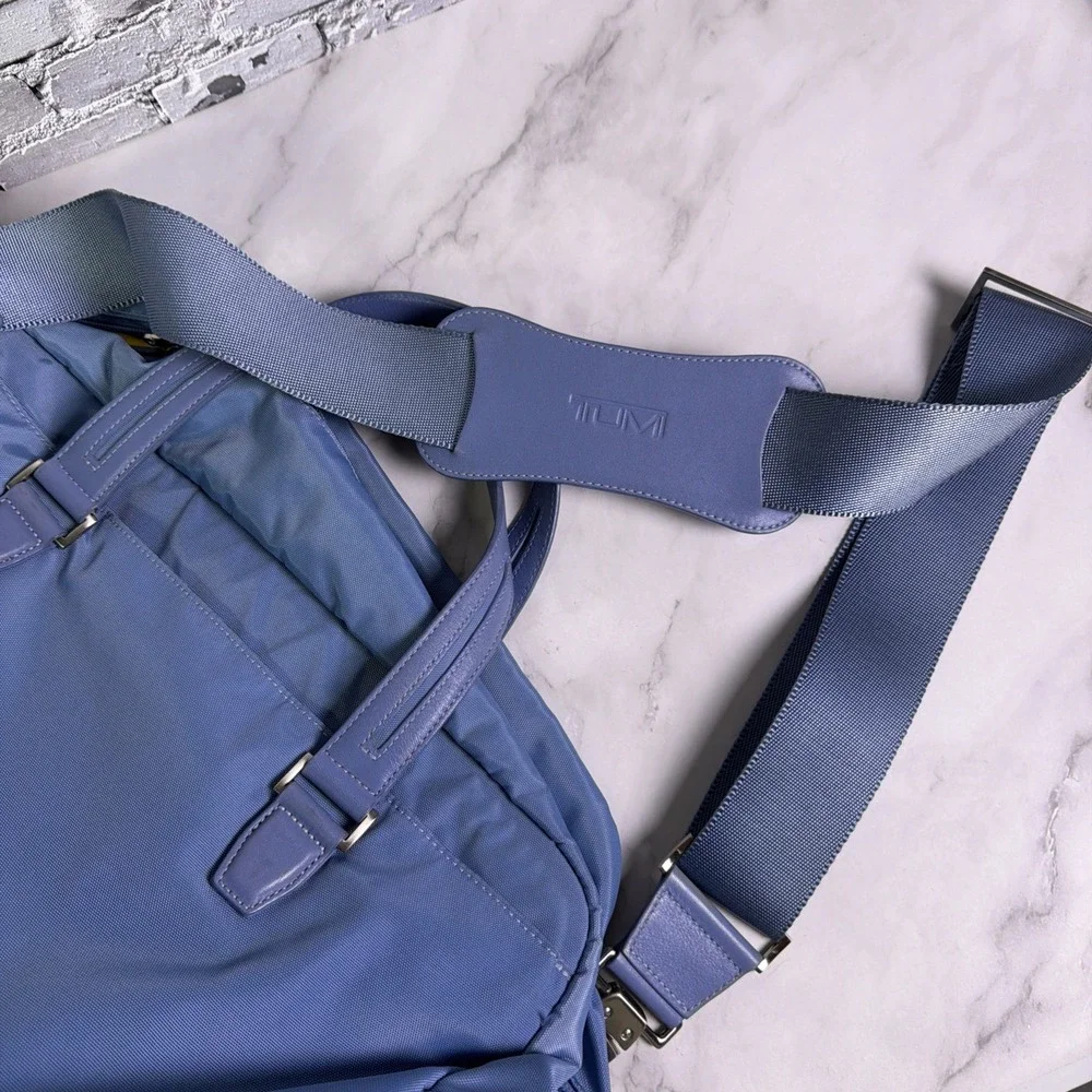Tumi Ballistic Nylon w/‎ Leather Trim  Tote 16